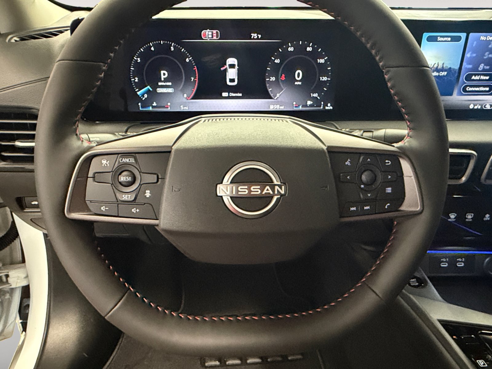 New 2026 Aspen White Tricoat/Super Black Nissan SR image 14