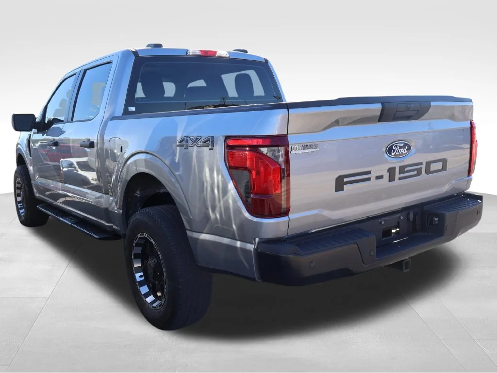 Used 2024 Silver Metallic Ford XL image 23