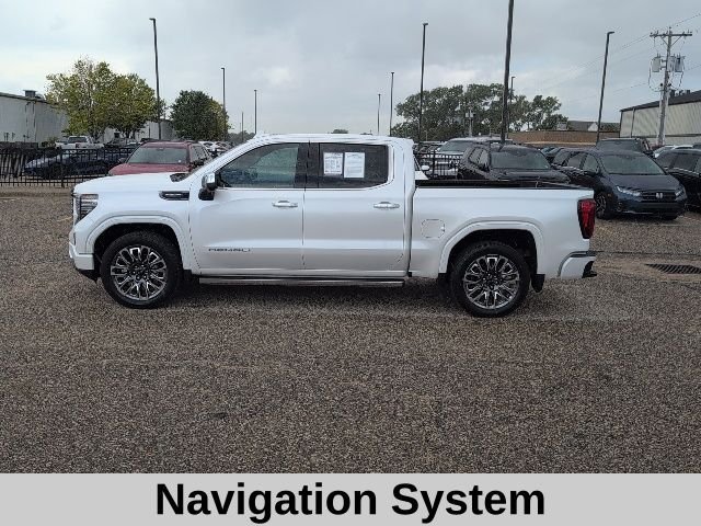 Used 2025 White GMC Denali Ultimate image 3