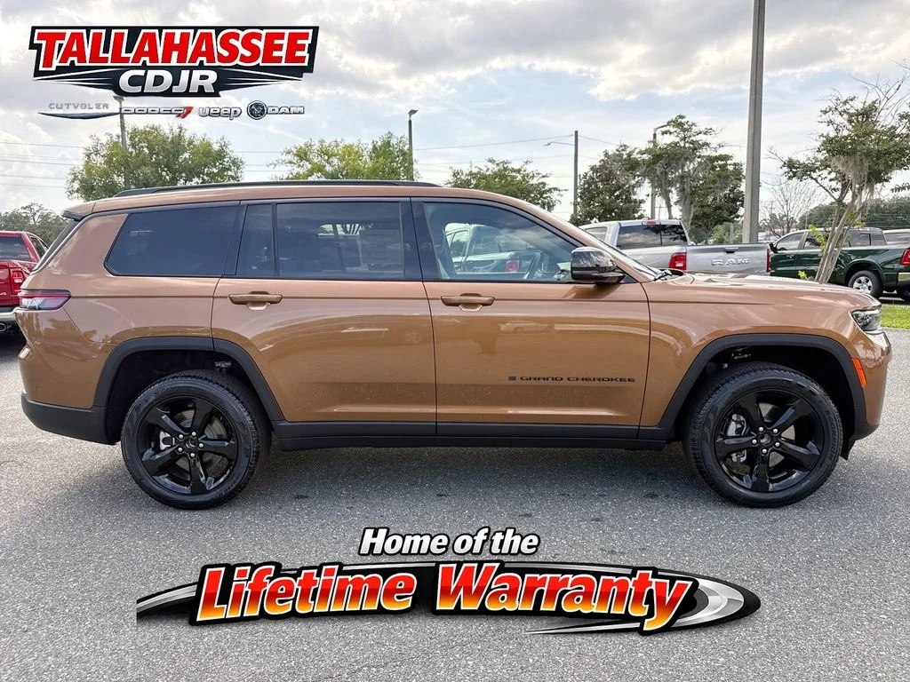 New 2026 Copper Shino Metallic Clear-Coat Exterior Paint Jeep Limited image 2