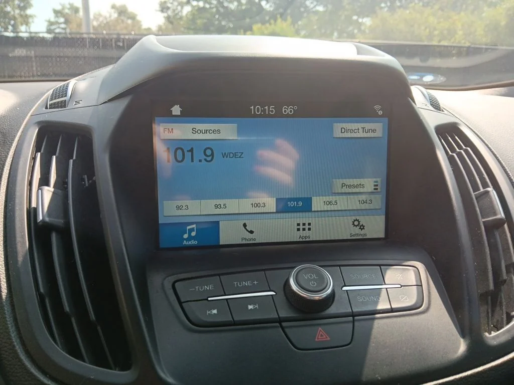 Used 2019 Lightning Blue Metallic Ford SE image 21