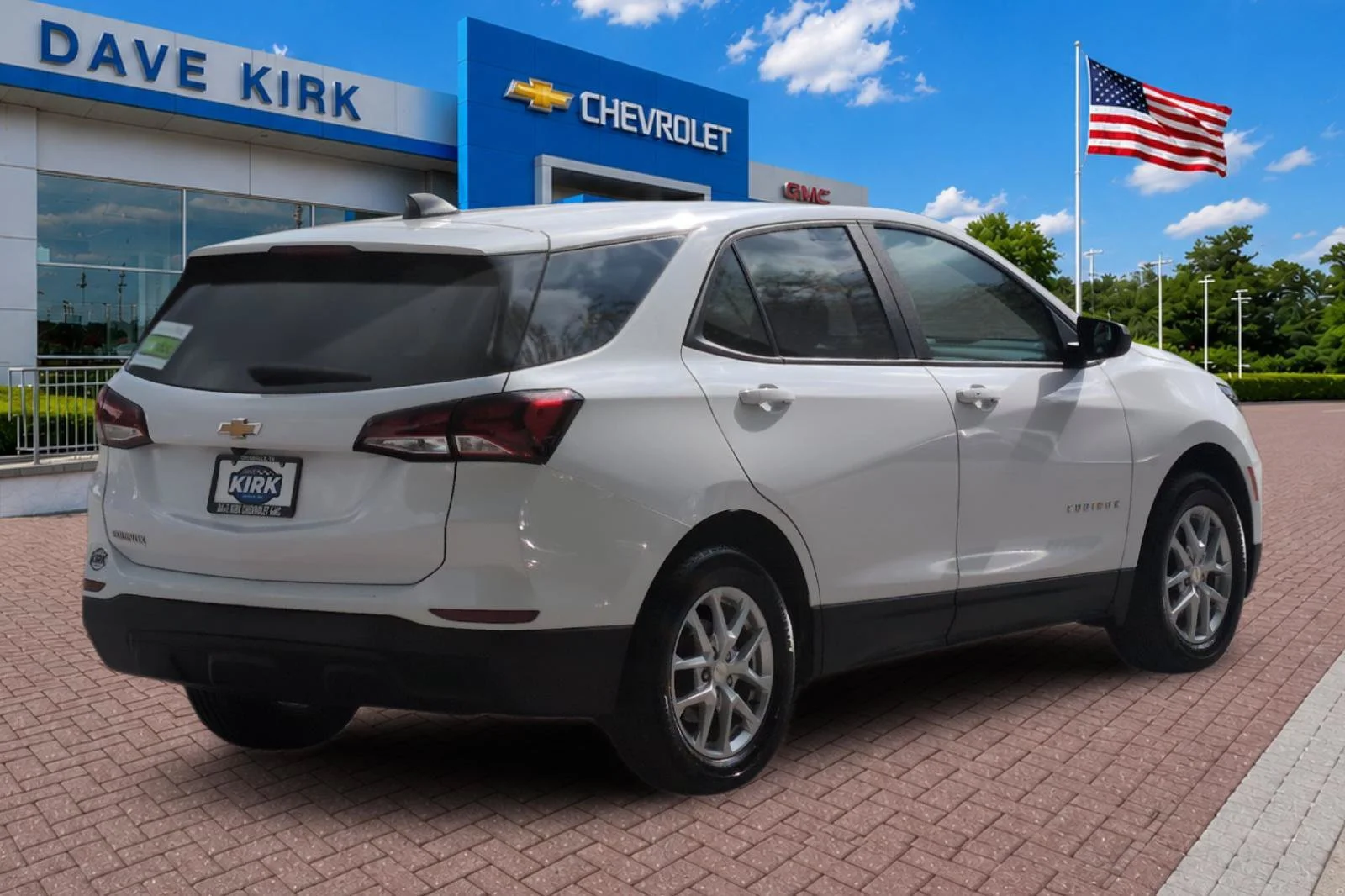 Used 2024 Summit White Chevrolet LS image 3