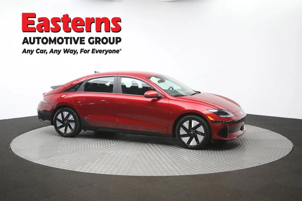Used 2024 Red Hyundai SE image 48