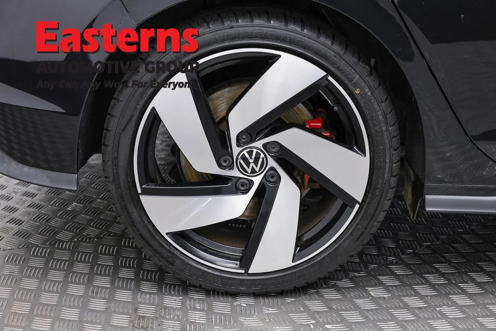 Used 2024 Gray Volkswagen 2.0T S image 29