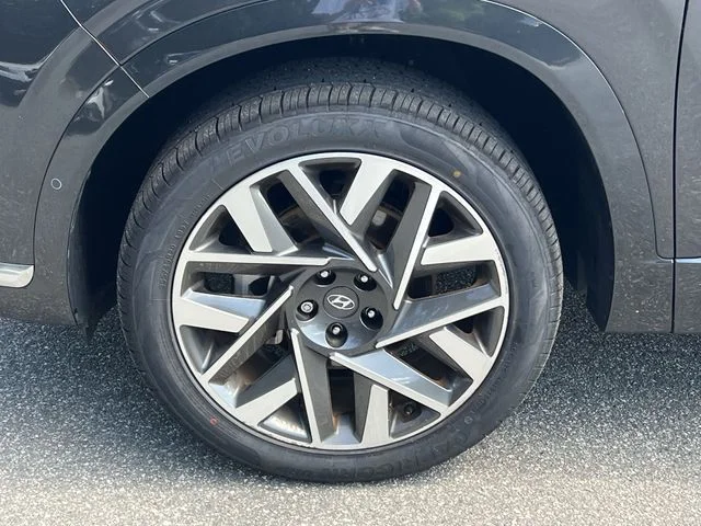 Used 2023 Gray Hyundai Calligraphy image 42