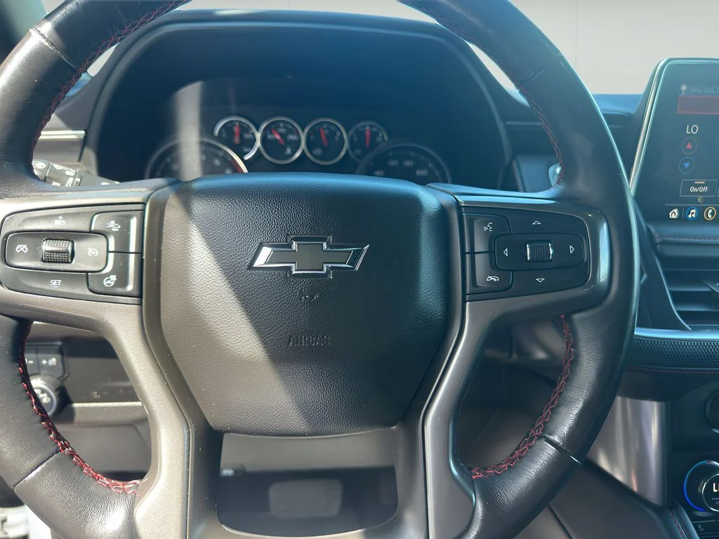 Used 2021 Summit White Chevrolet RST image 32