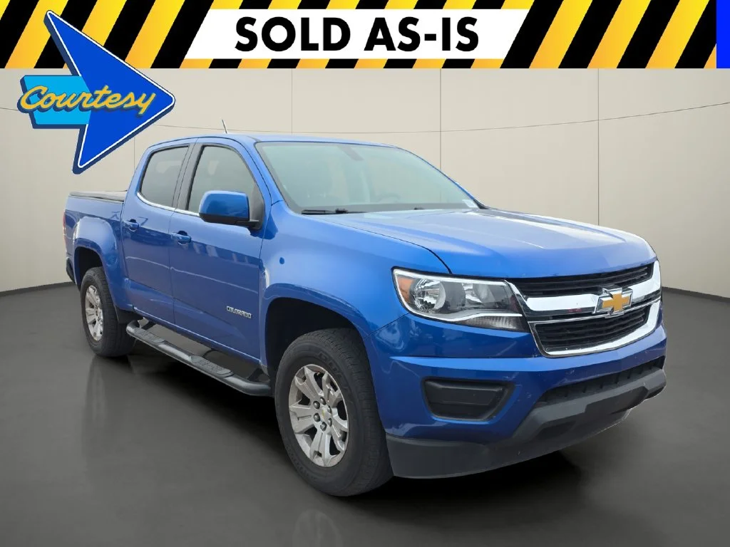 Used 2018 Blue Chevrolet LT image 1