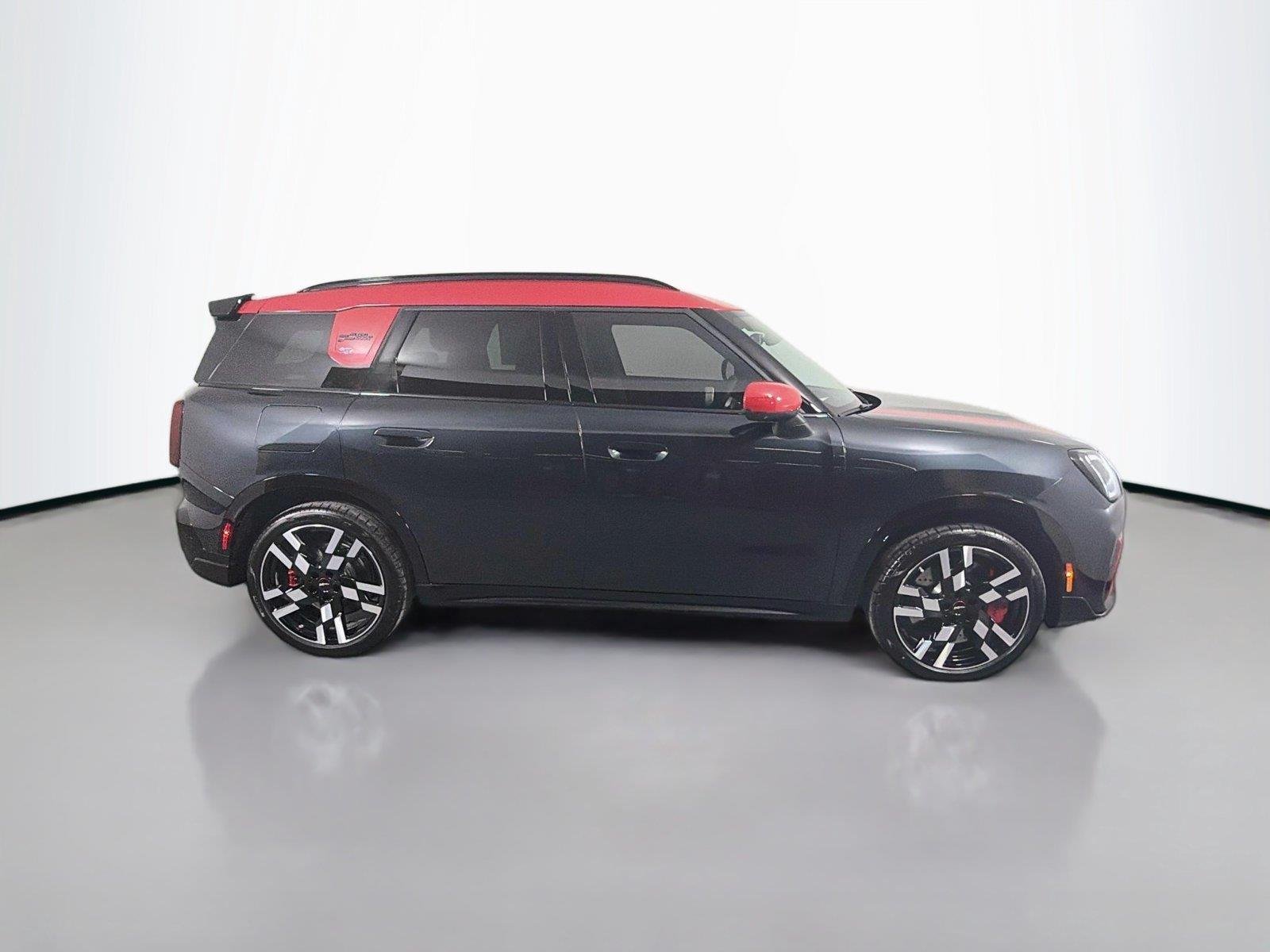 New 2027 Legend Grey Metallic MINI John Cooper Works image 4