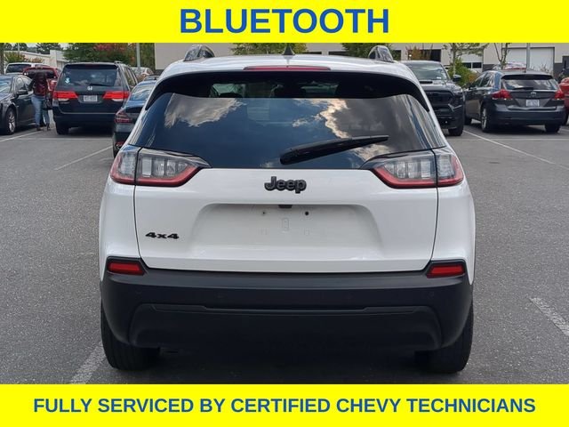 Used 2023 White Jeep Altitude image 7