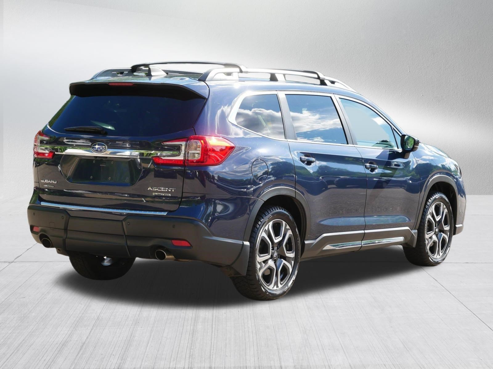 Used 2024 Cosmic Blue Pearl Subaru Limited image 7