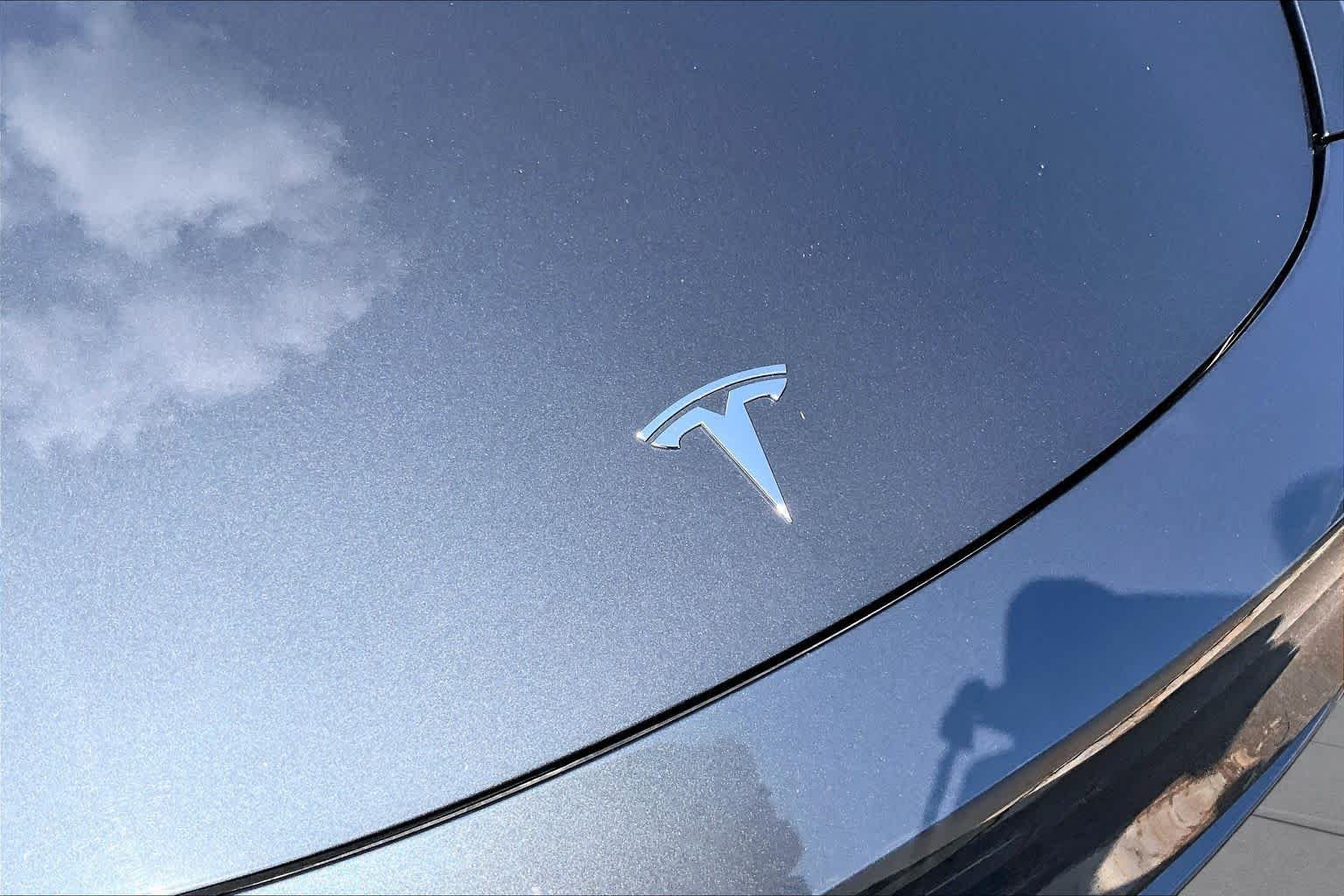 Used 2021 Midnight Silver Metallic Tesla Long Range image 27