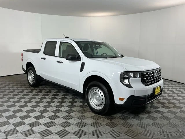New 2026 Oxford White Ford XL image 3