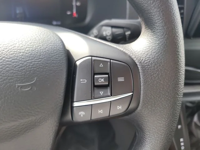 New 2026 Oxford White Ford Base image 30