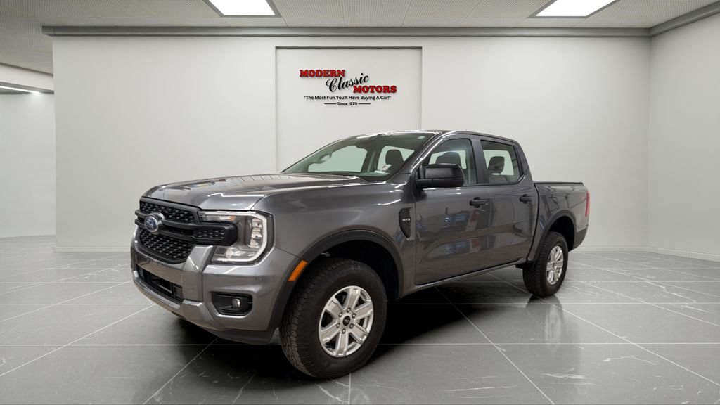 Used 2025 Gray Ford XL image 3
