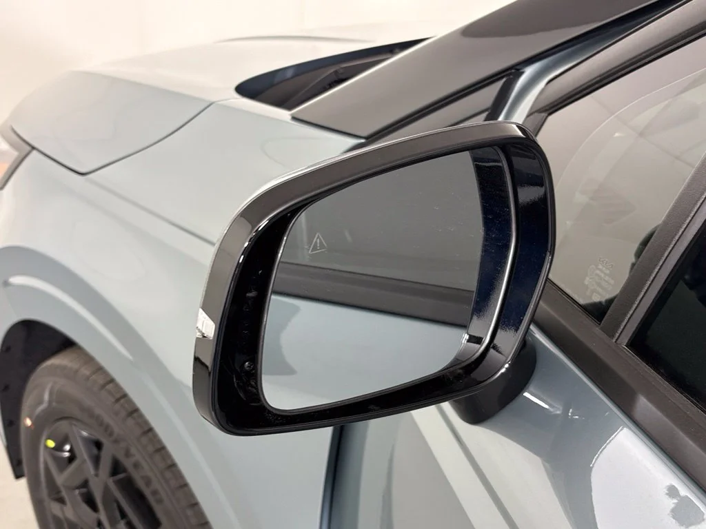 New 2027 Green Kia EX image 13