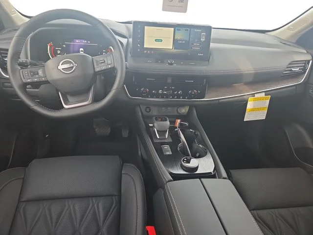 2026 Nissan Rogue Platinum - Photo 10