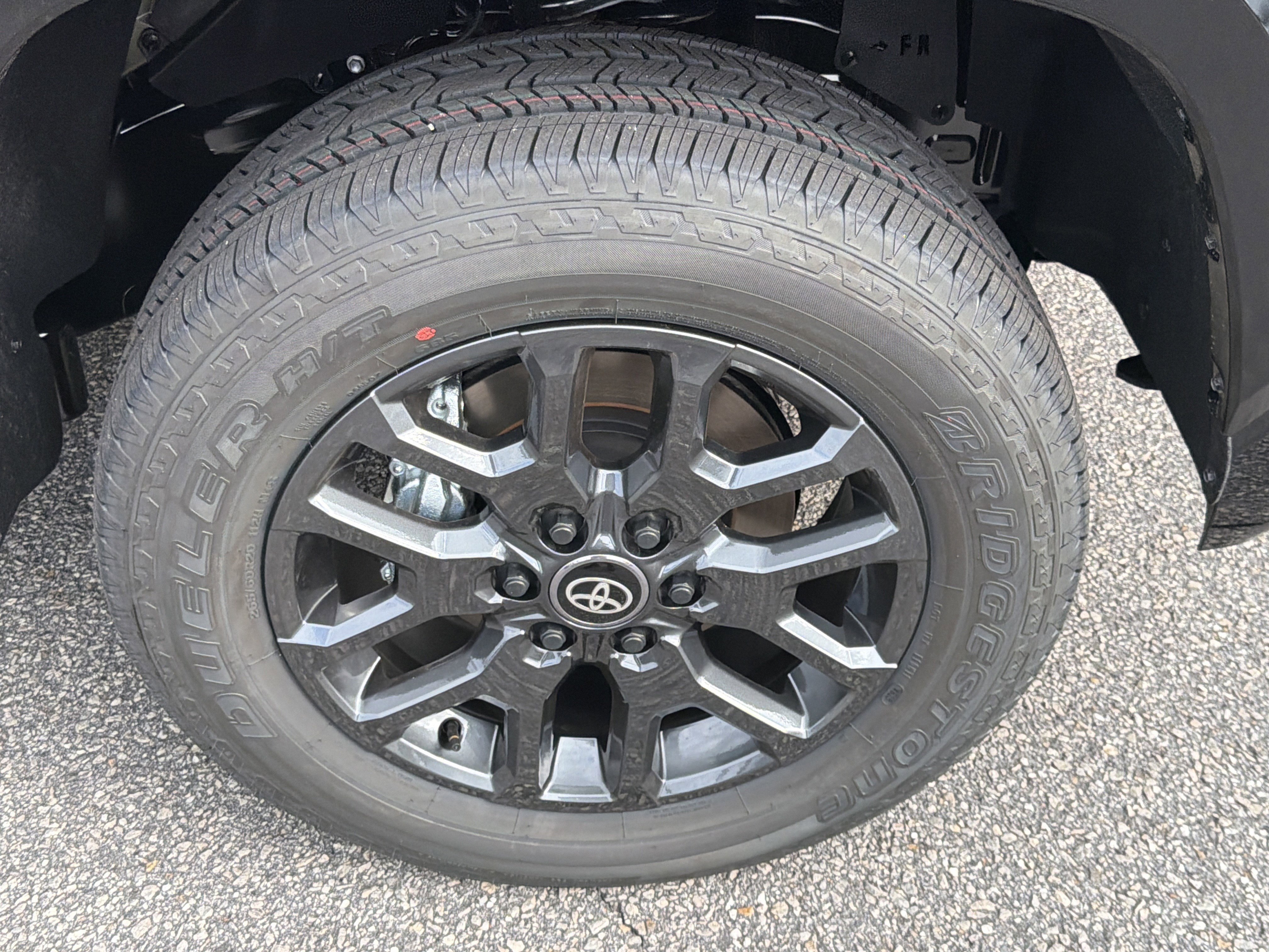 2026 Toyota Tundra Platinum - Photo 23
