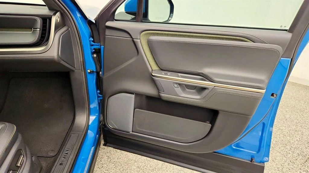 Used 2025 Rivian Blue Rivian Adventure Dual-Motor Standard Pack w/ Autonomy Driver Assistance image 28