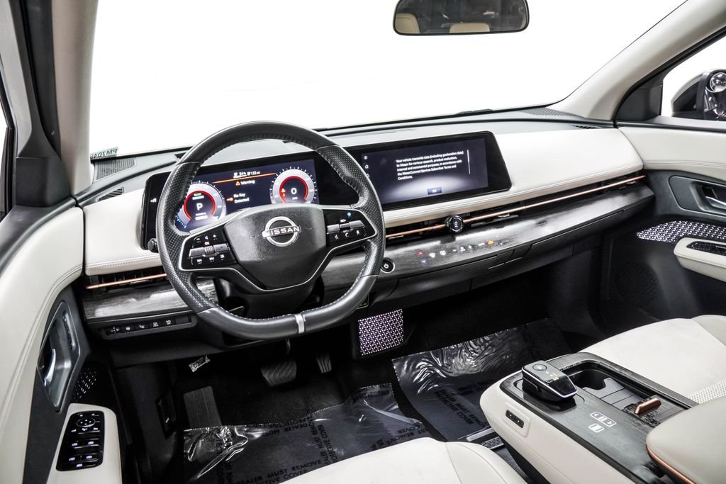 Used 2023 Black Nissan ENGAGE e-4ORCE image 5