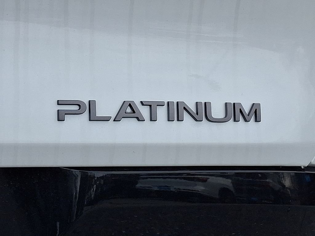 New 2026 White Nissan Platinum image 19