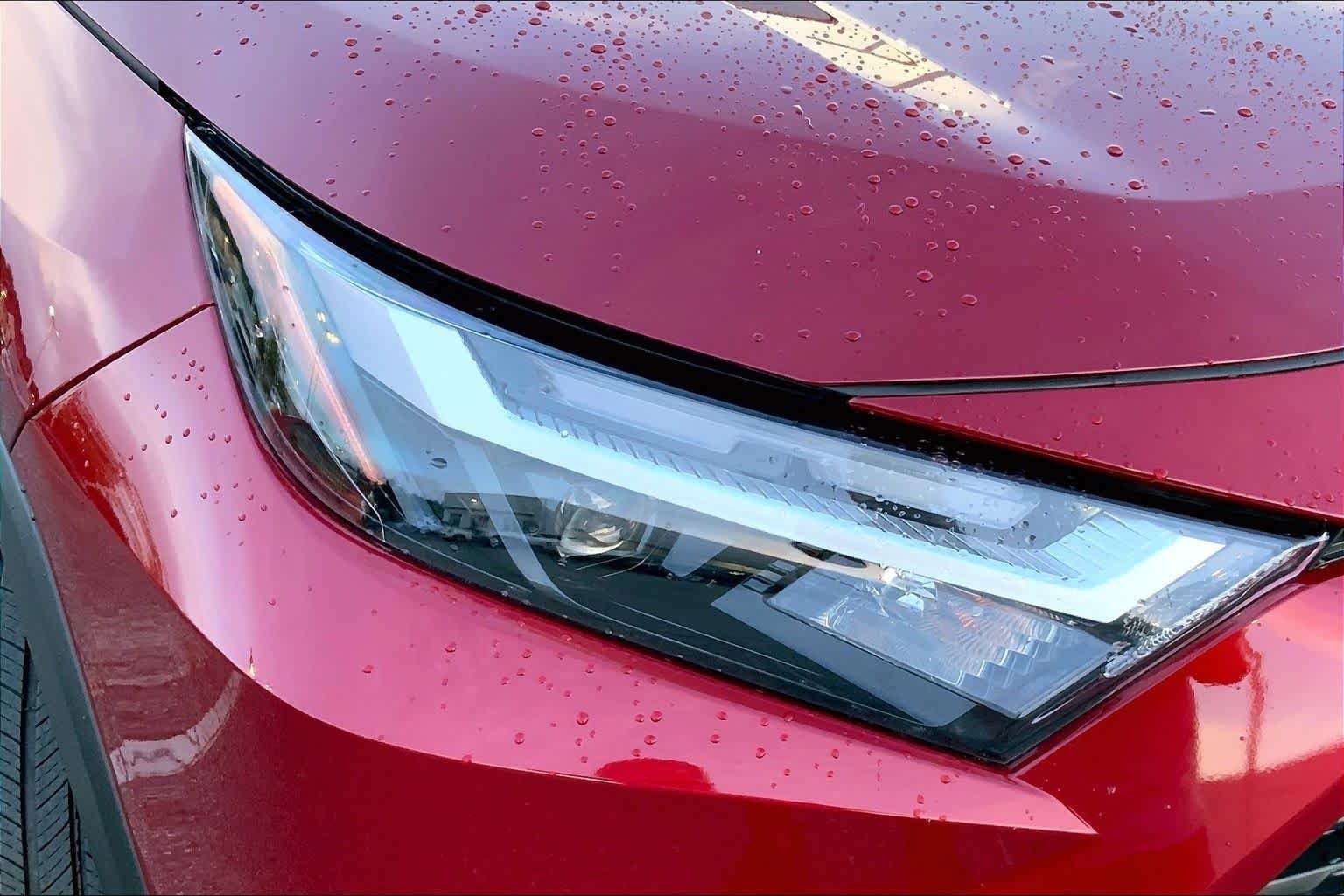 Certified Used 2025 Ruby Flare Pearl Toyota XLE image 26