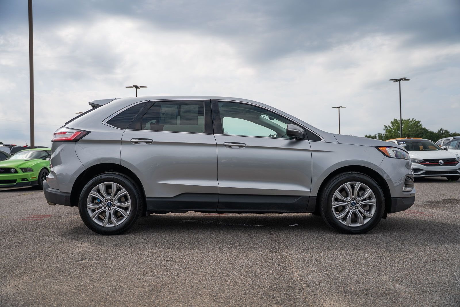 Used 2022 Silver Ford Titanium image 8