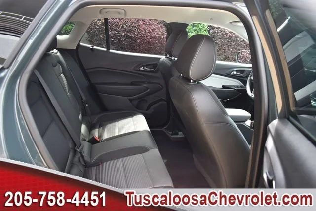 Used 2025 Cypress Gray Chevrolet LT image 20