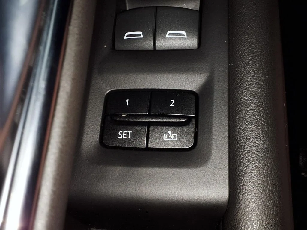 Used 2023 Summit White Chevrolet LT image 17