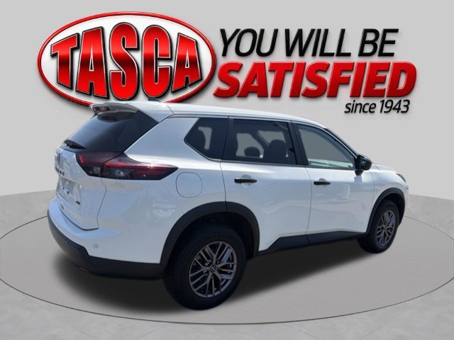 Used 2024 White Nissan S image 6