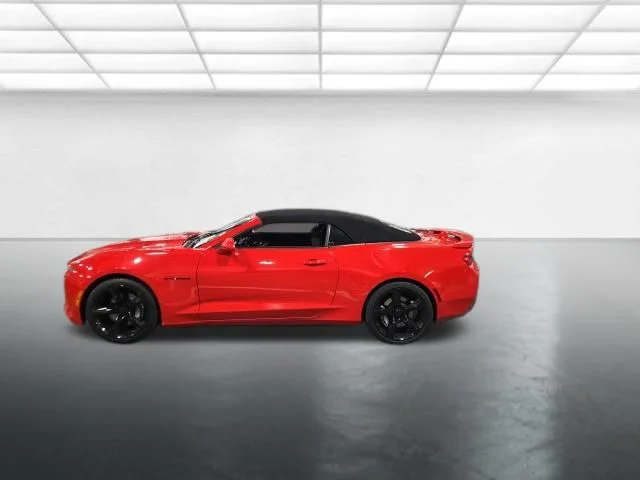 Used 2017 Red Chevrolet SS image 7