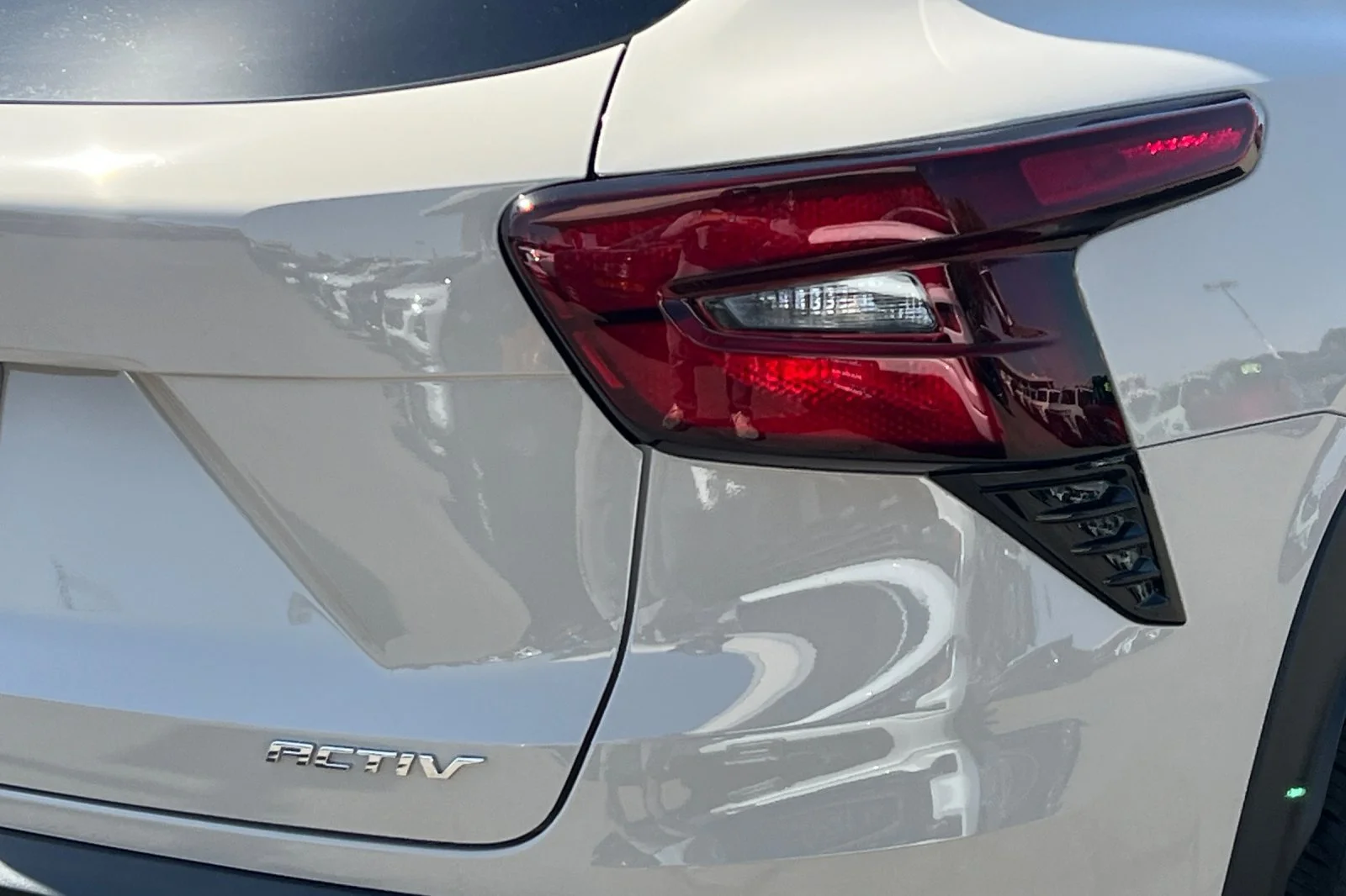 New 2026 White Sands Chevrolet ACTIV image 26