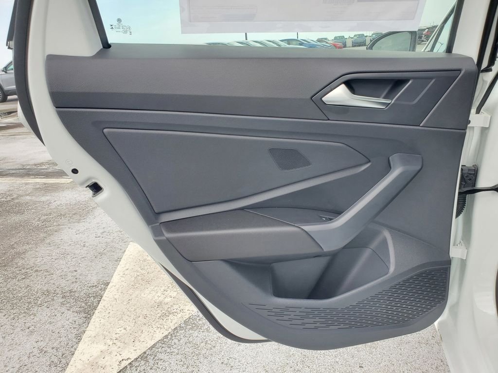 New 2026 White Volkswagen 1.5T Sport image 8