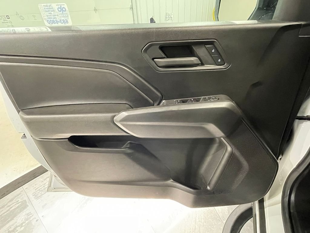 Used 2023 White Chevrolet Trail Boss image 21