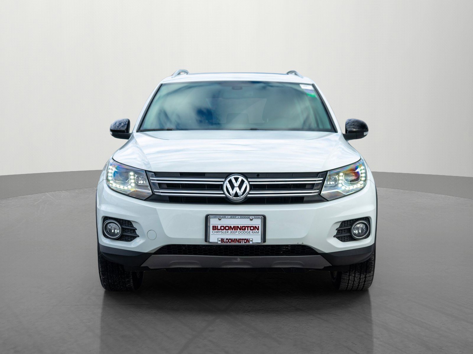 Used 2017 Volkswagen Tiguan Sport with VIN WVGUV7AX3HK022397 for sale in Minneapolis, Minnesota