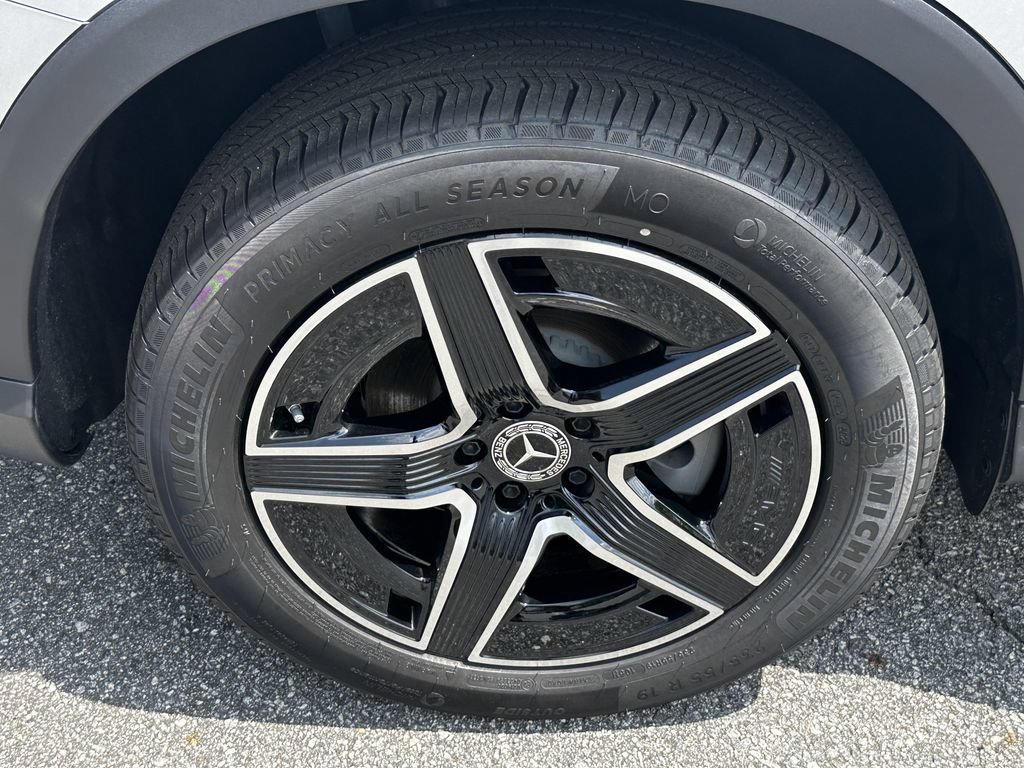 New 2026 Cirrus Silver Metallic Mercedes-Benz GLC 300 image 56