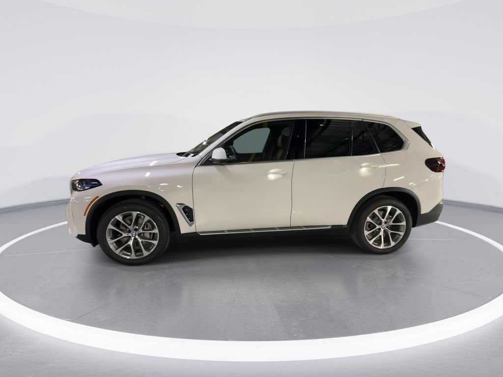 Used 2026 White BMW xDrive40i image 5