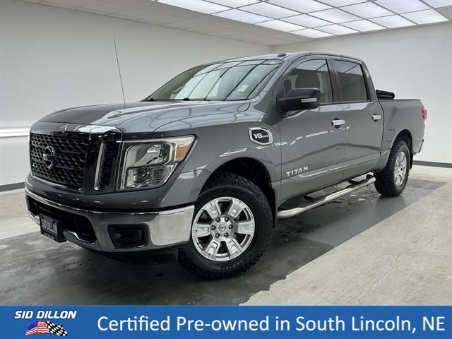 2017 Nissan Titan SV Crew Cab 4WD