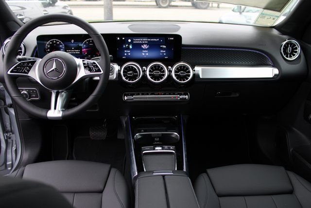 New 2026 Cirrus Silver Metallic Mercedes-Benz GLB 250 image 35