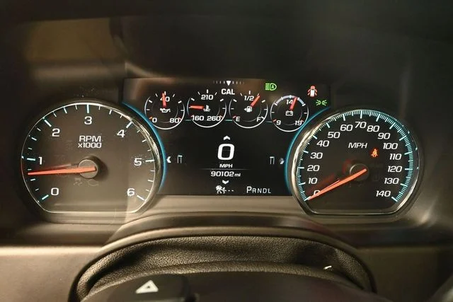 Used 2017 Red GMC Denali image 36