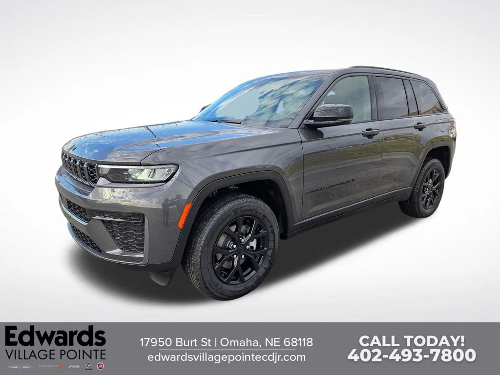 New 2026 Baltic Gray Metallic Clear-Coat Exterior Paint Jeep Laredo Altitude image 7