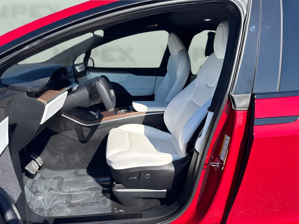 Used 2022 Red Tesla Base image 9