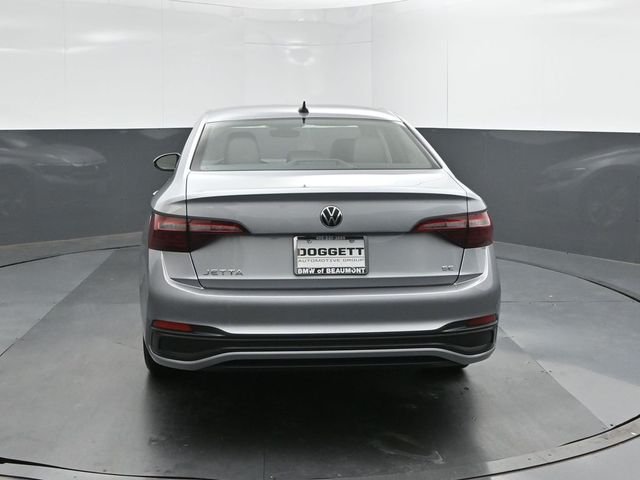 Used 2024 Gray Volkswagen 1.5T SE image 8