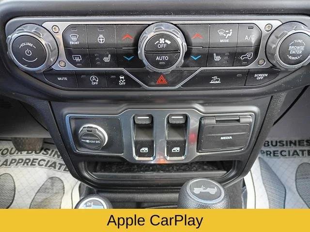 Used 2021 White Jeep Willys image 17