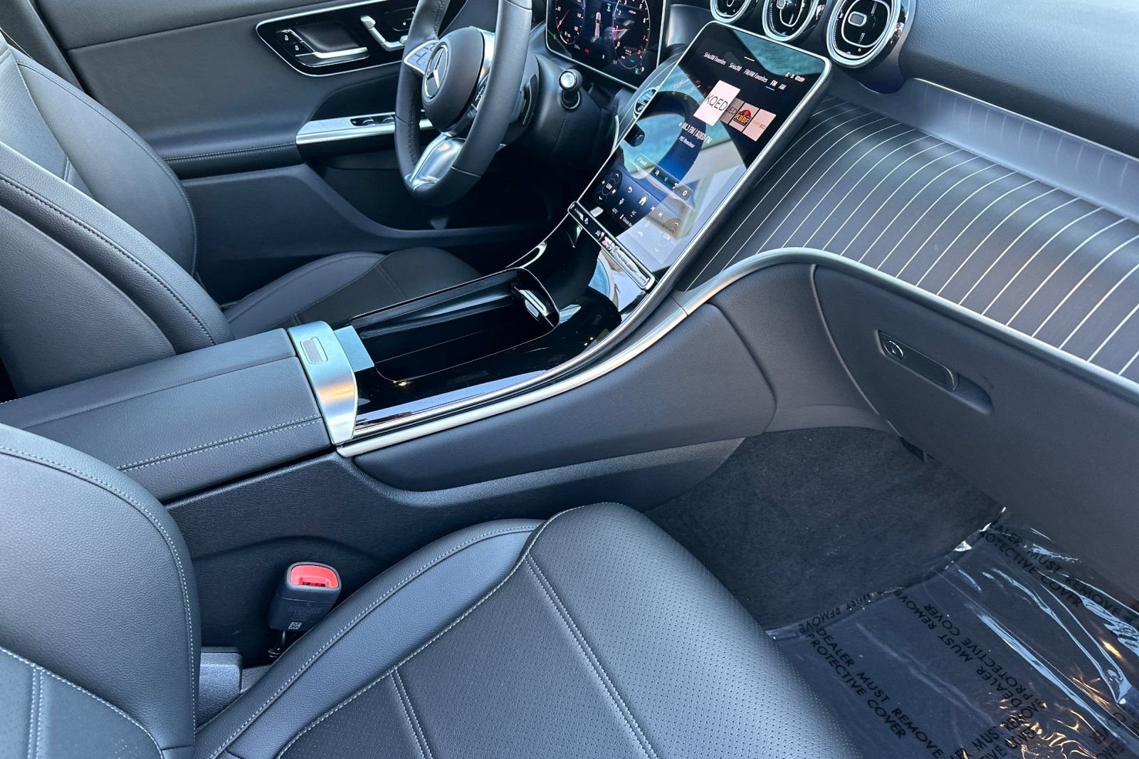 Certified Used 2026 Black Mercedes-Benz GLC 300 image 16