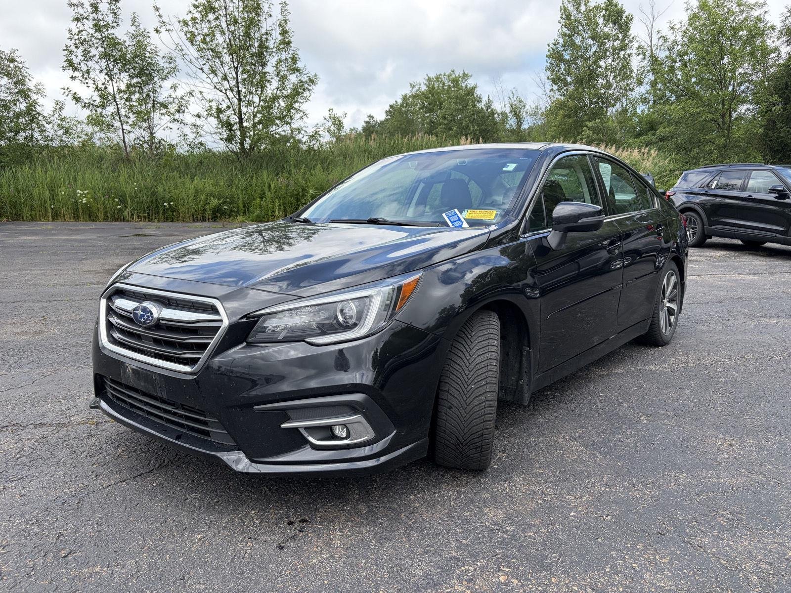 Used 2018 Crystal Black Silica Subaru Limited image 8