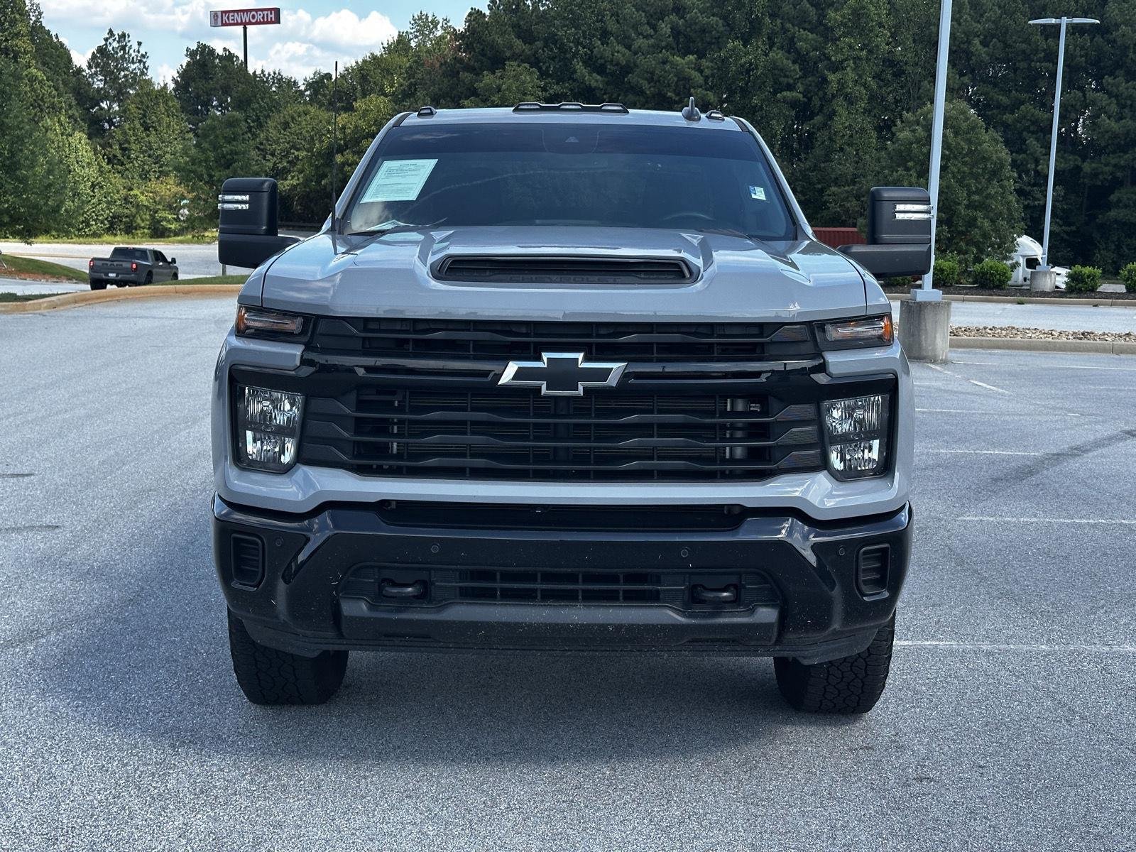 Used 2025 Slate Gray Metallic Chevrolet Custom image 3