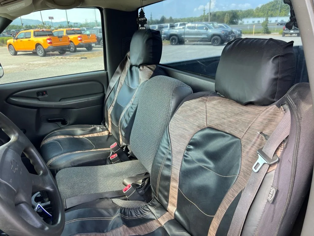 Used 2007 Silver Birch Metallic Chevrolet Work Truck image 30