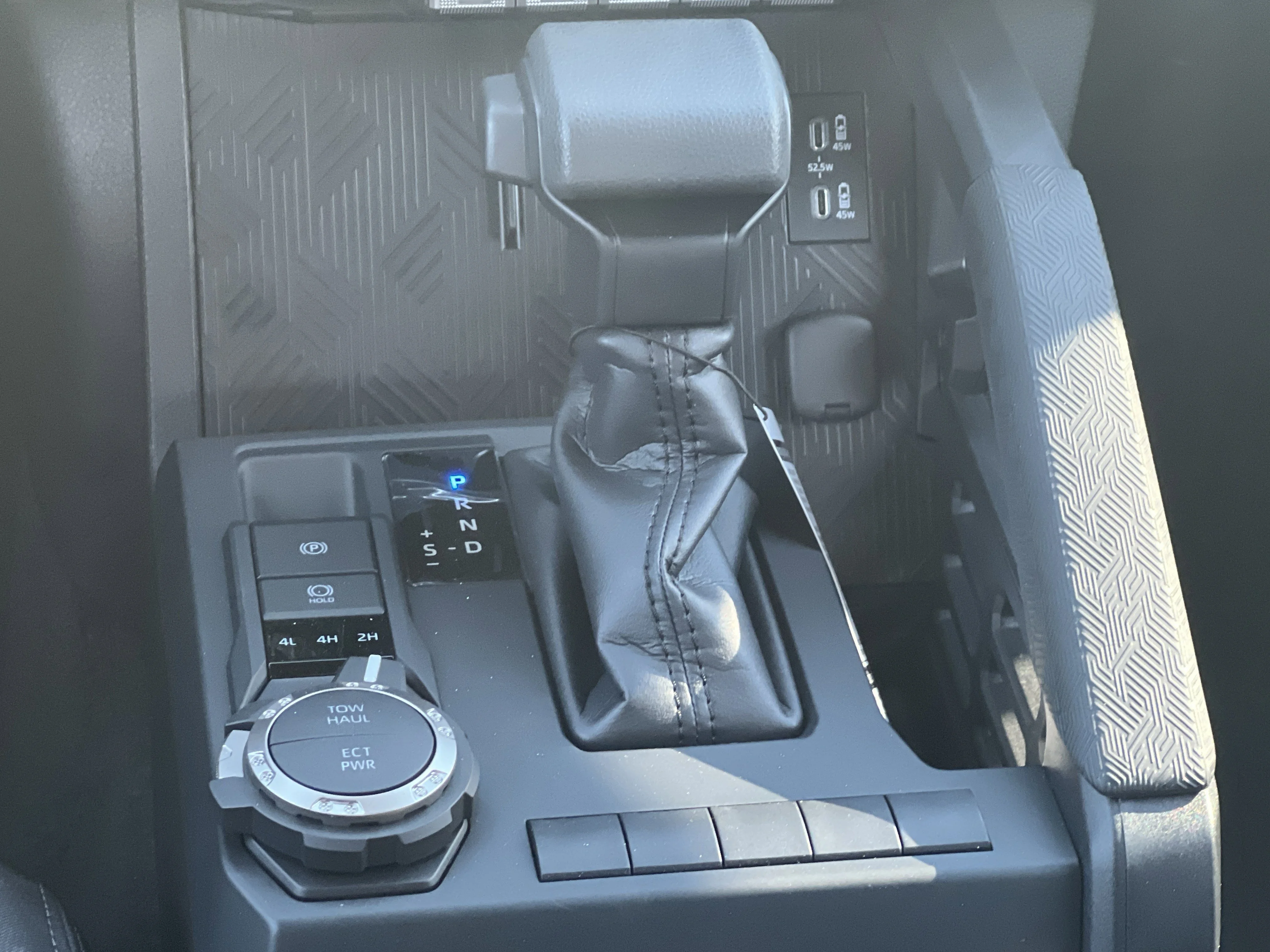 New 2026 Black Toyota  SR5 image 33