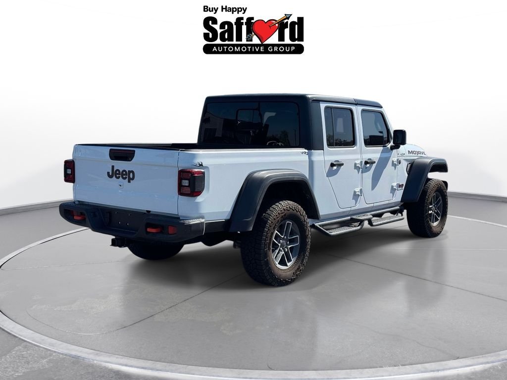Used 2025 White Jeep Mojave image 8