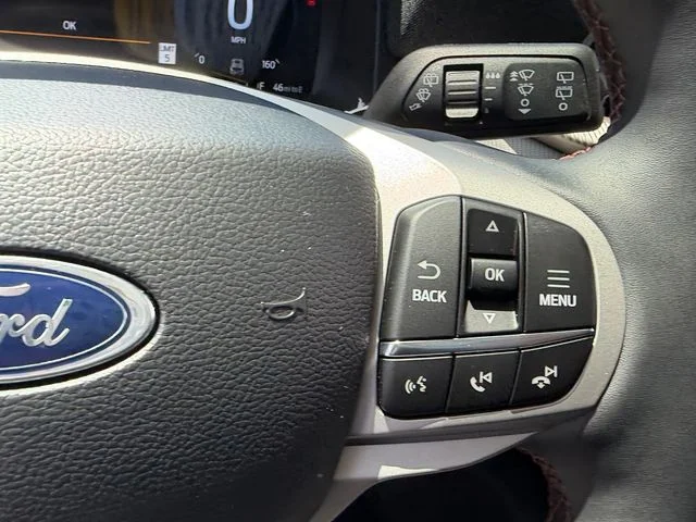 New 2026 Star White Metallic Tri-Coat Ford Active image 13